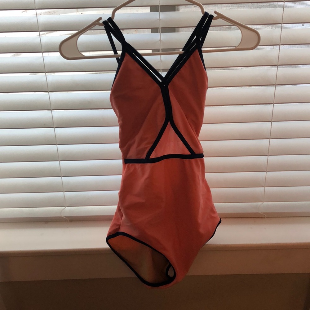 Five dancewear